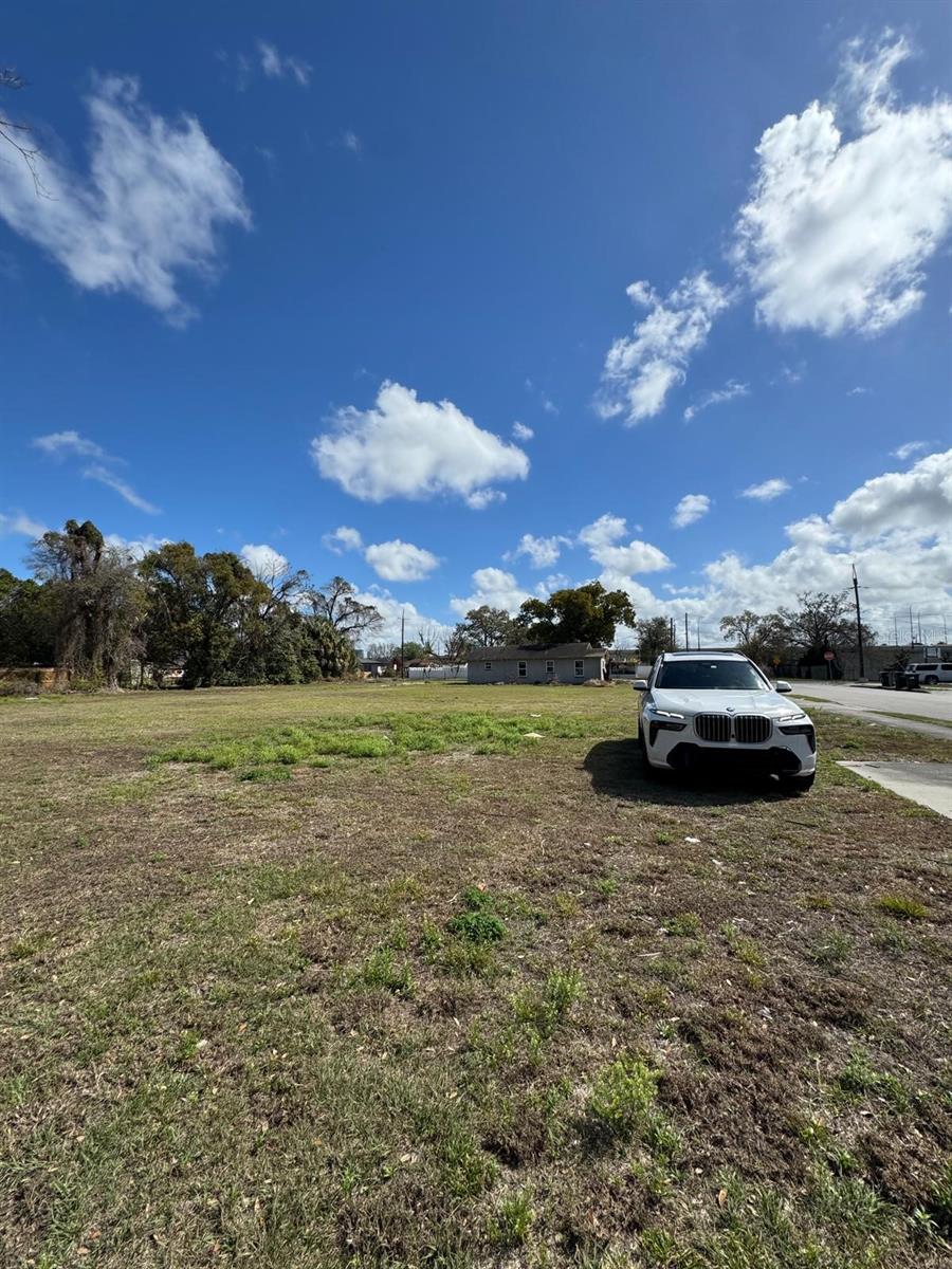 Image 7 of 8 For 709 23rd Street