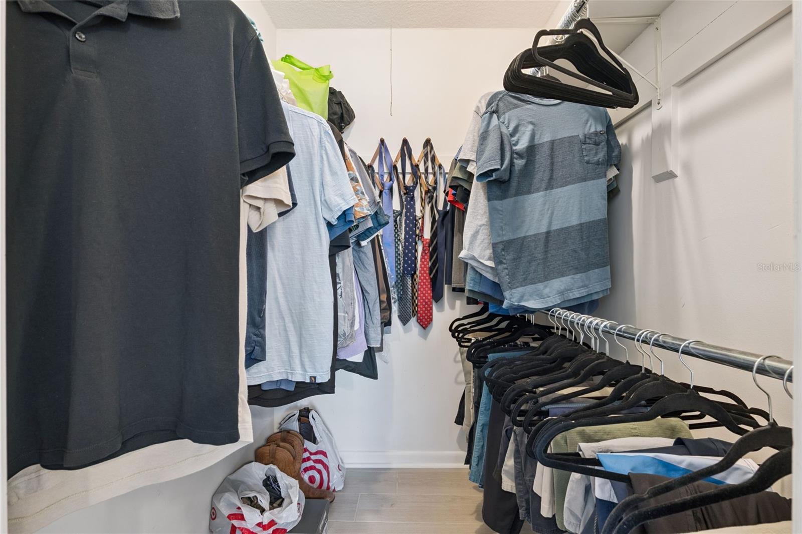 Image 16 of 34 For 525 Conway Road 202