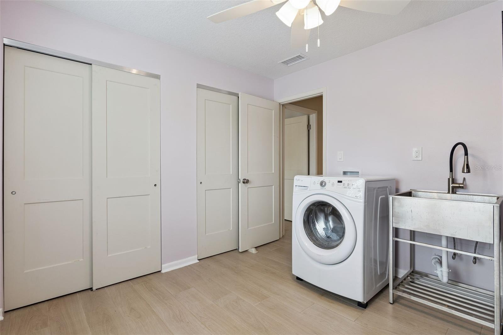 Image 18 of 34 For 525 Conway Road 202