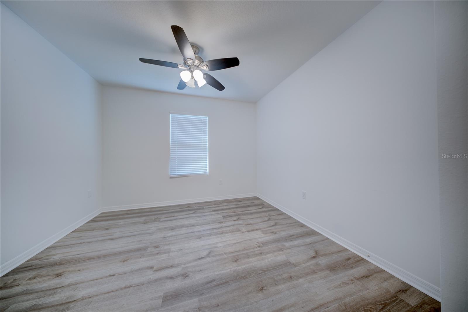 Image 12 of 15 For 5327 Timberland Avenue