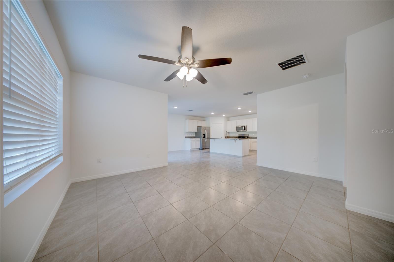 Image 9 of 15 For 5327 Timberland Avenue