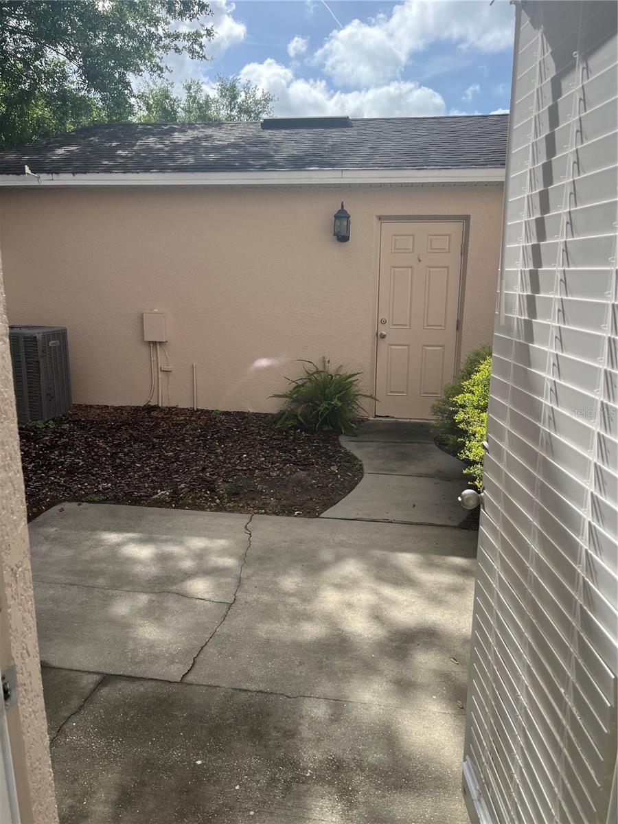 Image 23 of 31 For 7603 Bramwell Street