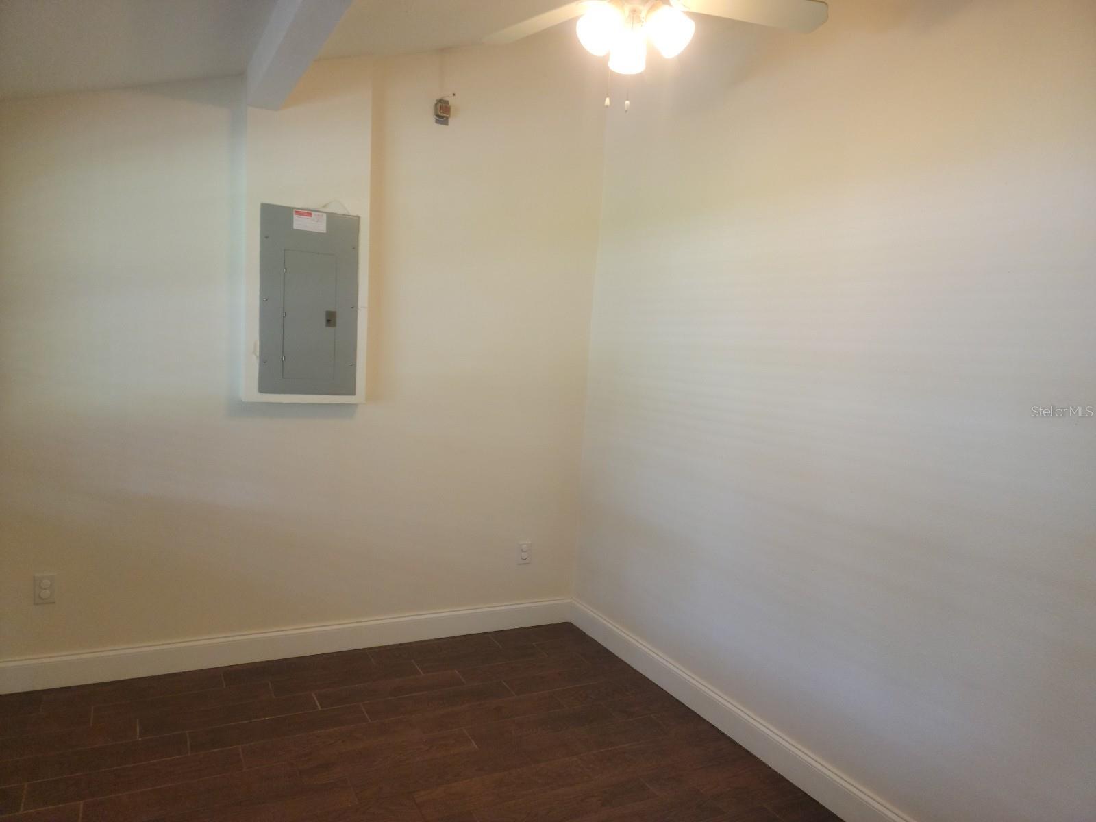 Image 11 of 11 For 1313 Canton Street