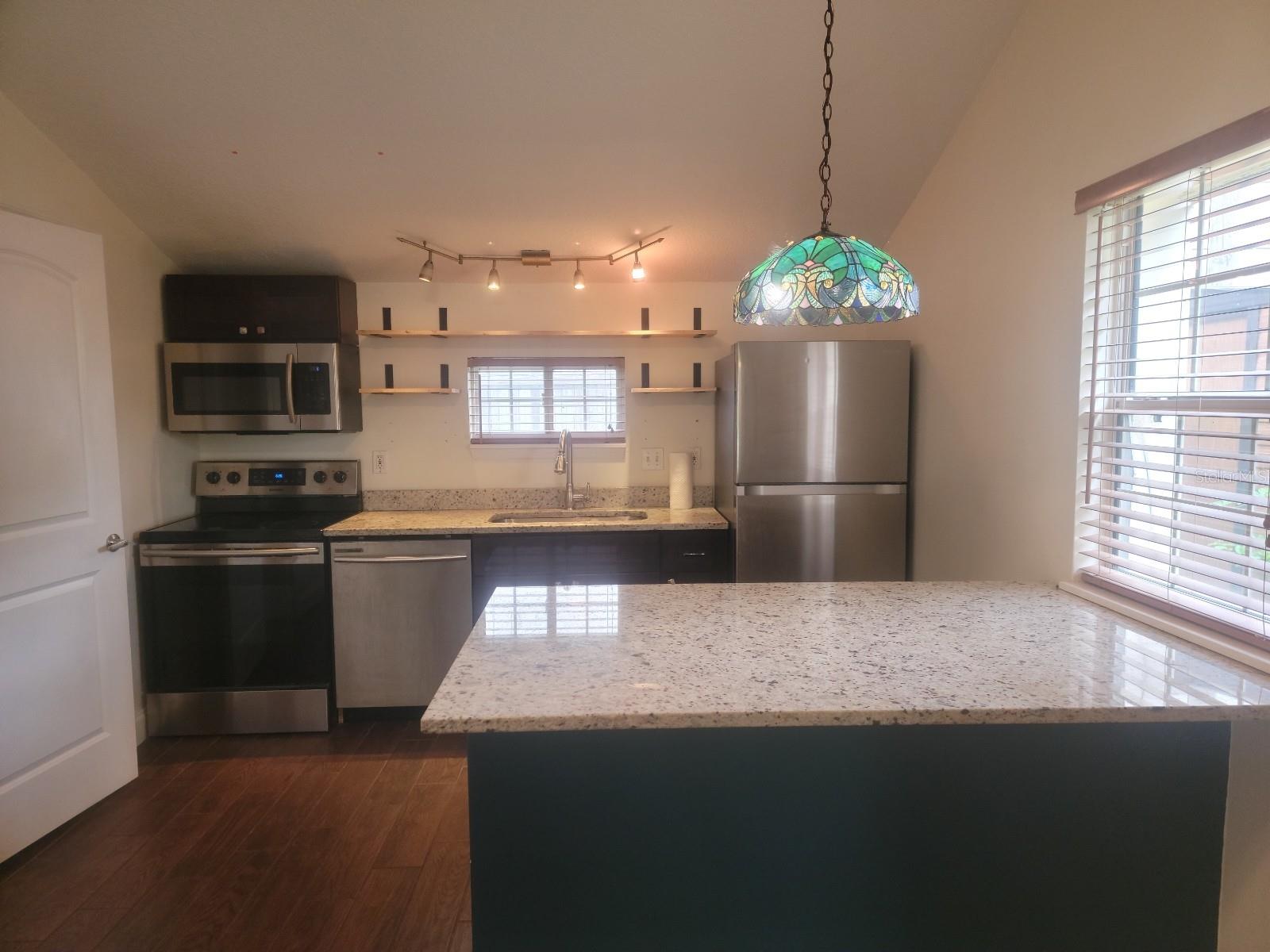 Image 2 of 11 For 1313 Canton Street