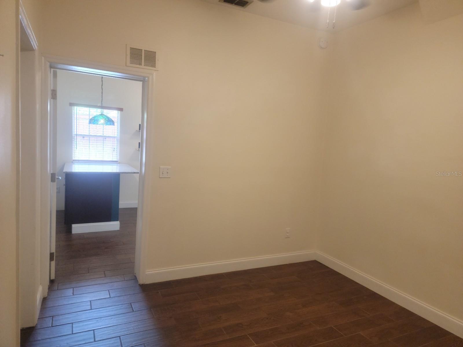 Image 6 of 11 For 1313 Canton Street