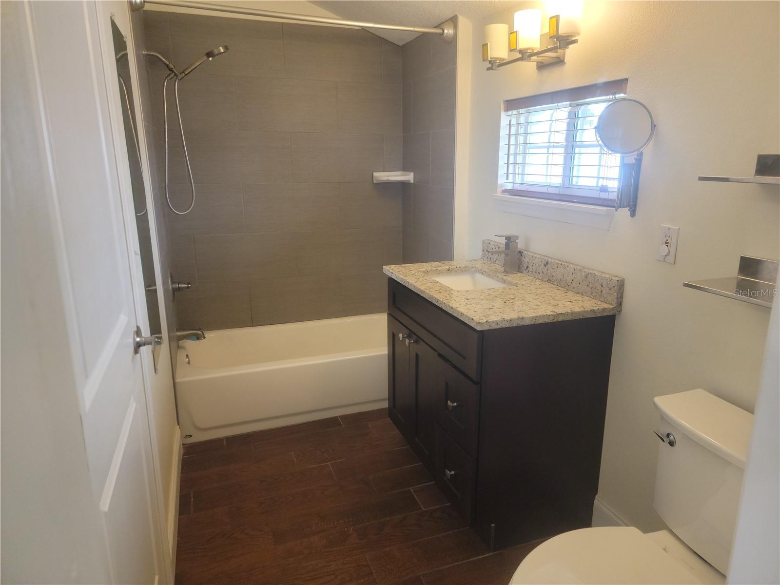 Image 7 of 11 For 1313 Canton Street