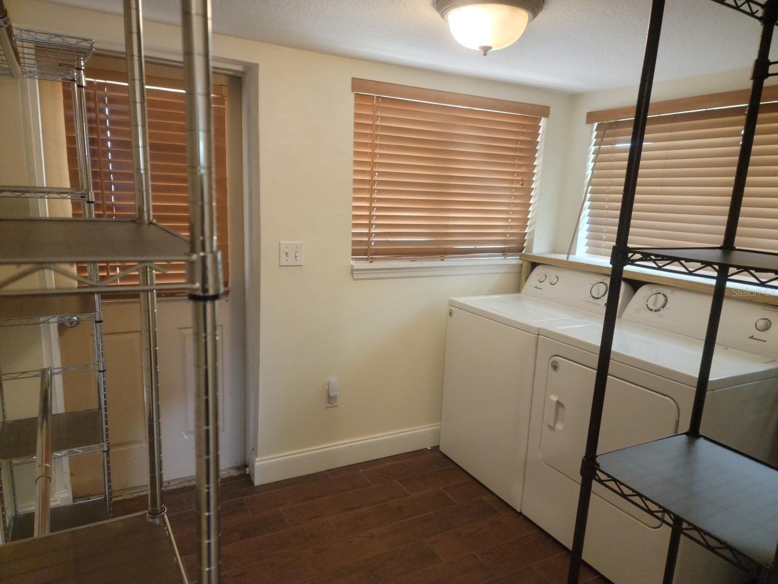 Image 8 of 11 For 1313 Canton Street