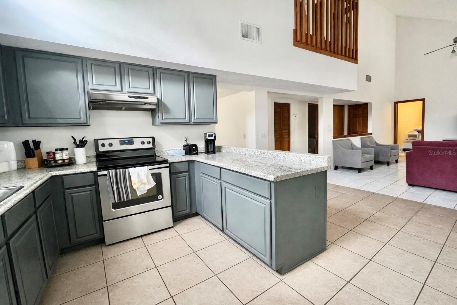 Image 15 of 22 For 2627 Coventry Lane