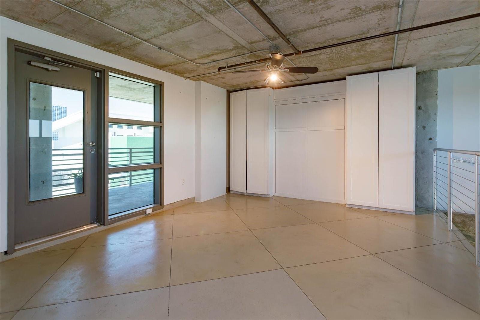 Image 18 of 28 For 10 Summerlin Avenue 55