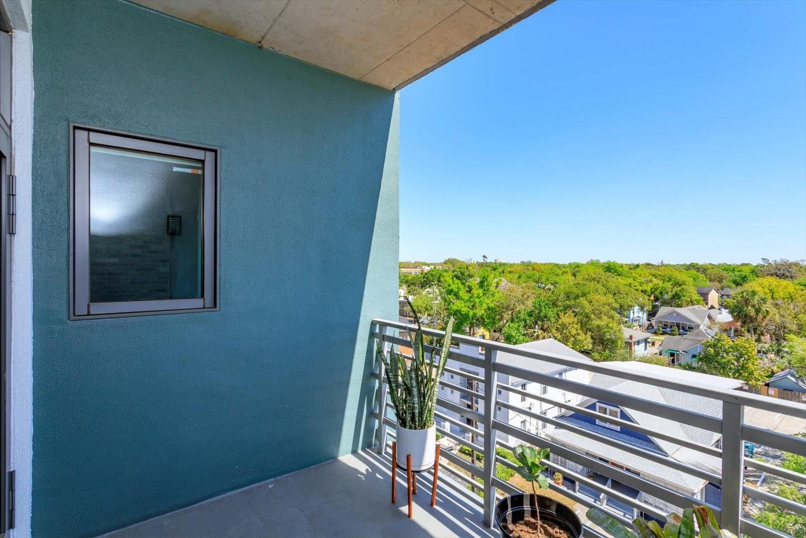 Image 23 of 28 For 10 Summerlin Avenue 55