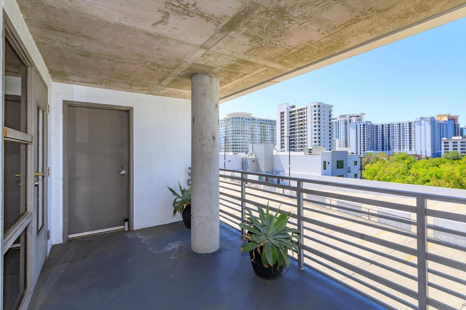 Image 27 of 28 For 10 Summerlin Avenue 55