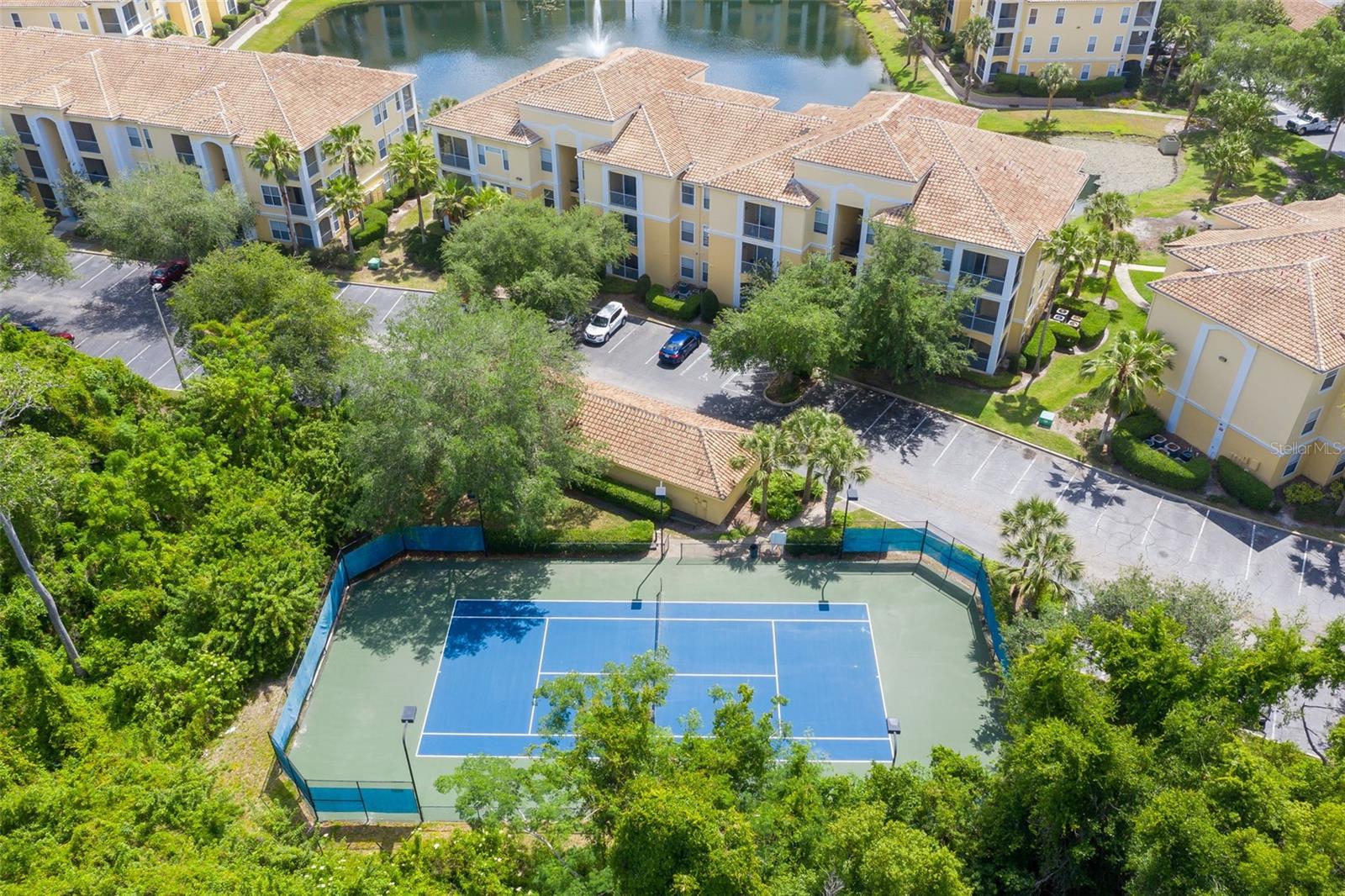 Image 21 of 24 For 1440 Lake Shadow Circle 8305