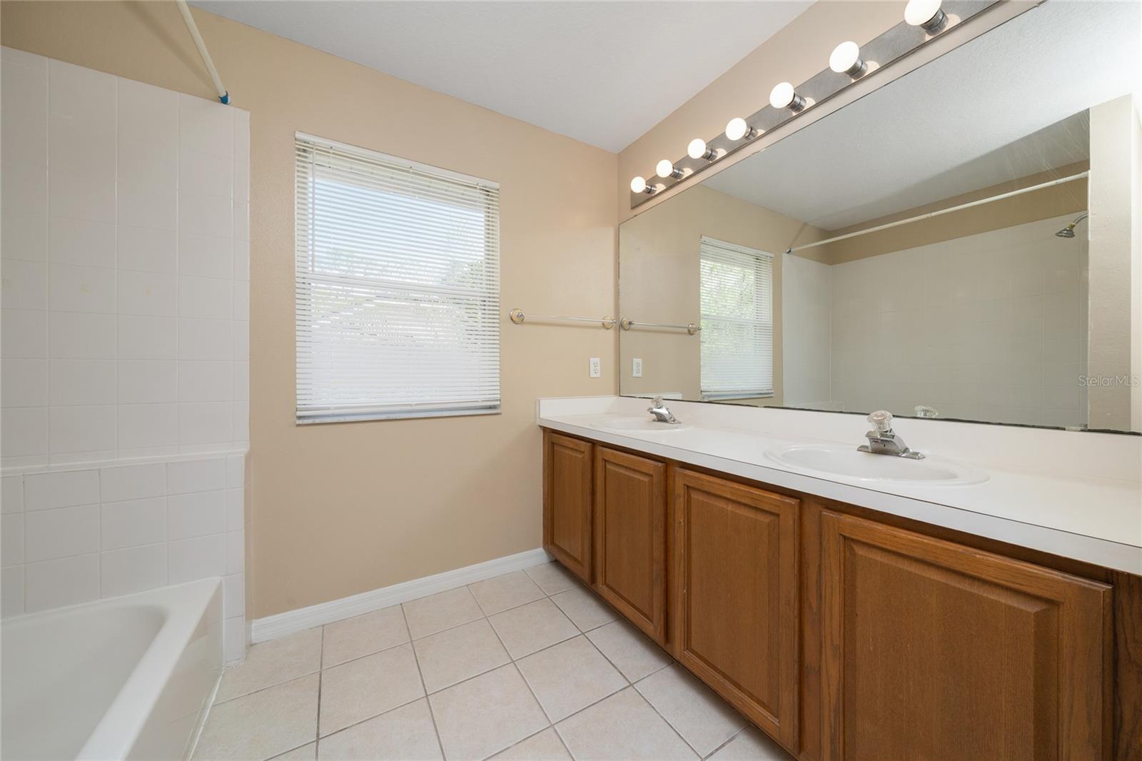 Image 28 of 43 For 3110 Heartleaf Place