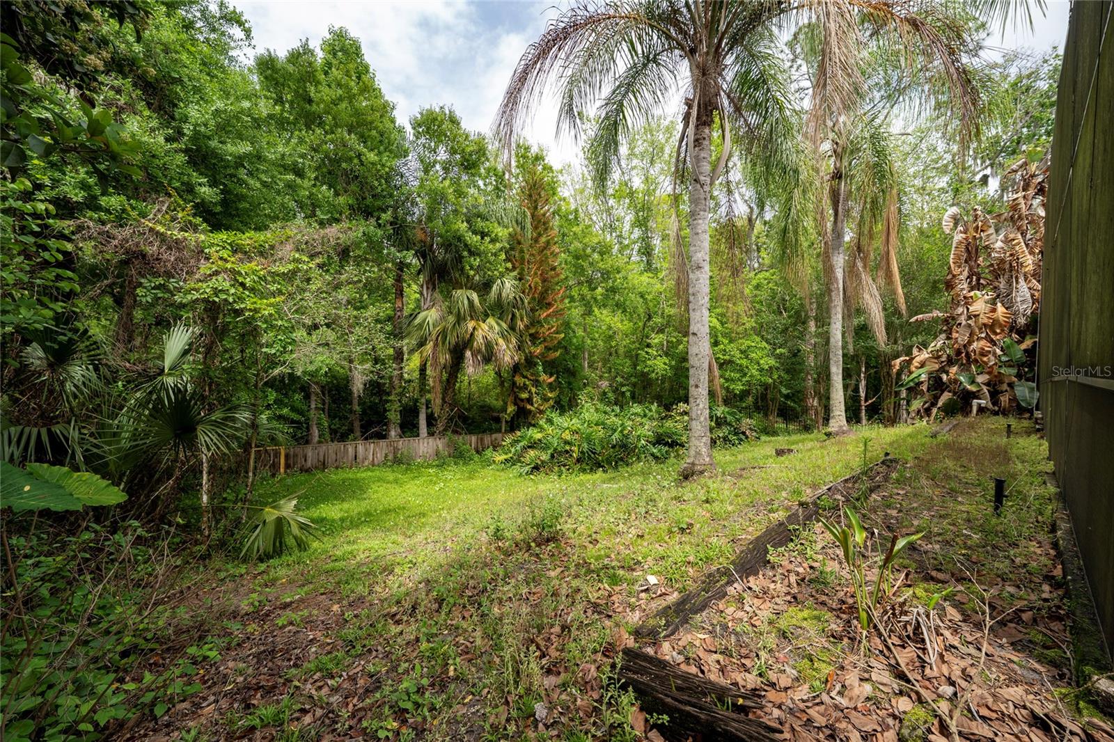 Image 38 of 43 For 3110 Heartleaf Place