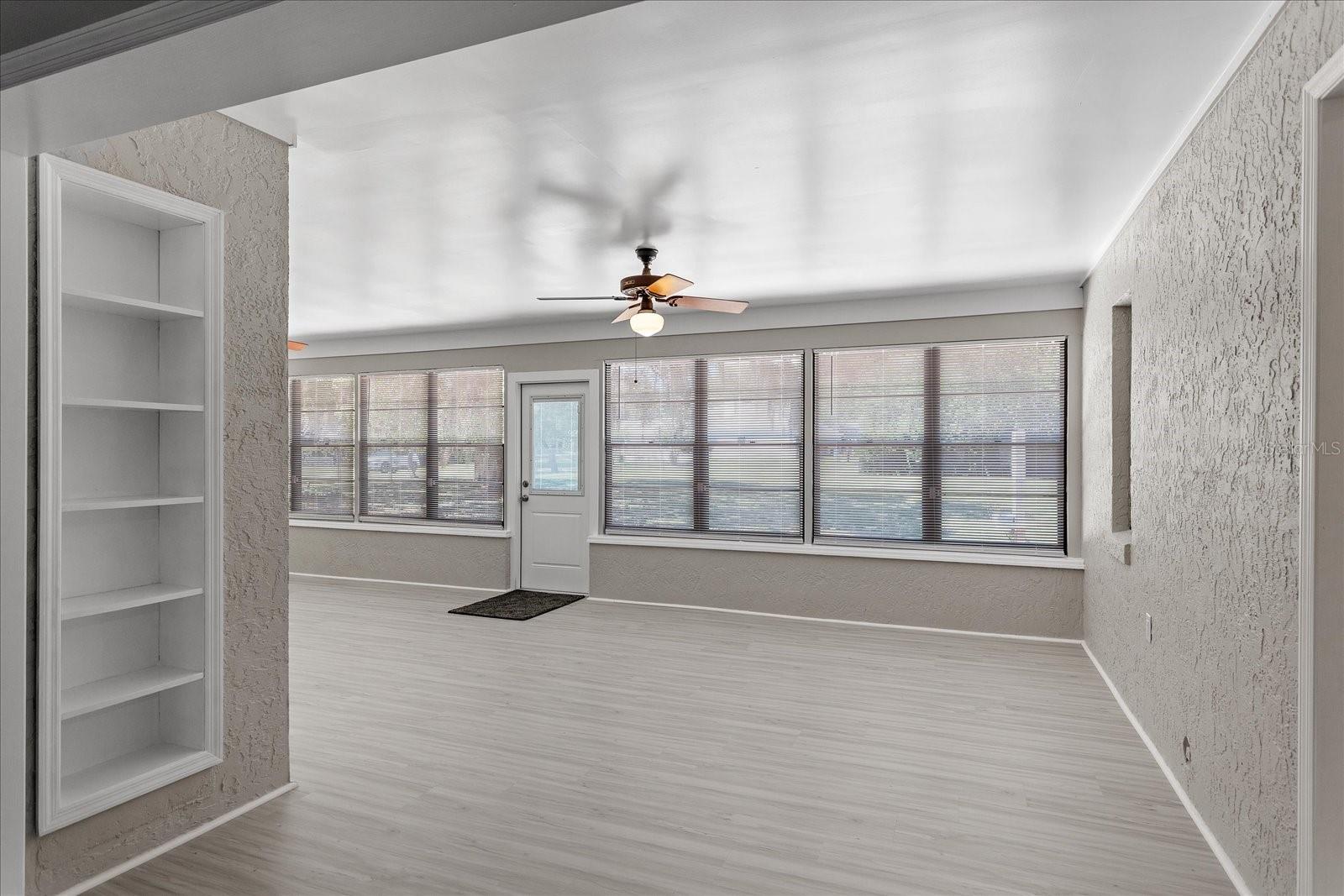 Image 16 of 45 For 1503 Foxden Road