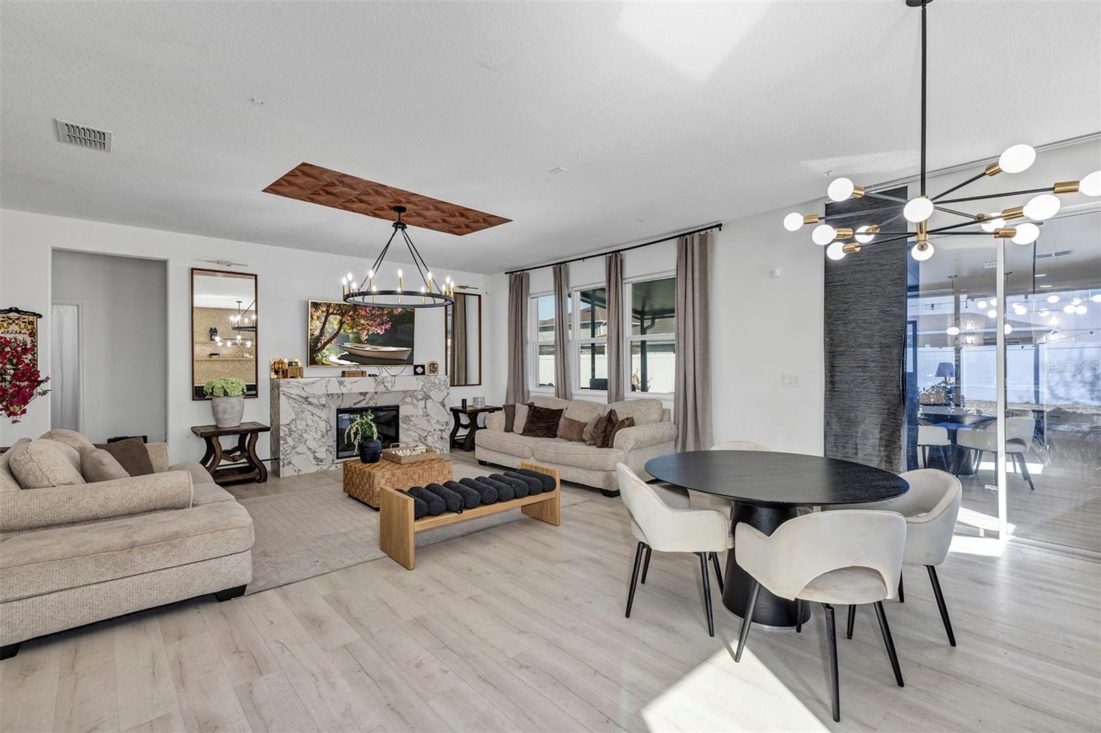 Listing photo id 16 for 3471 Dovetail Avenue