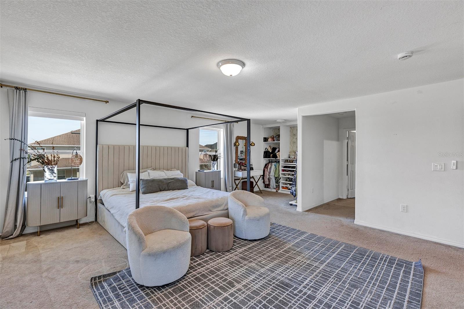 Listing photo id 19 for 3471 Dovetail Avenue