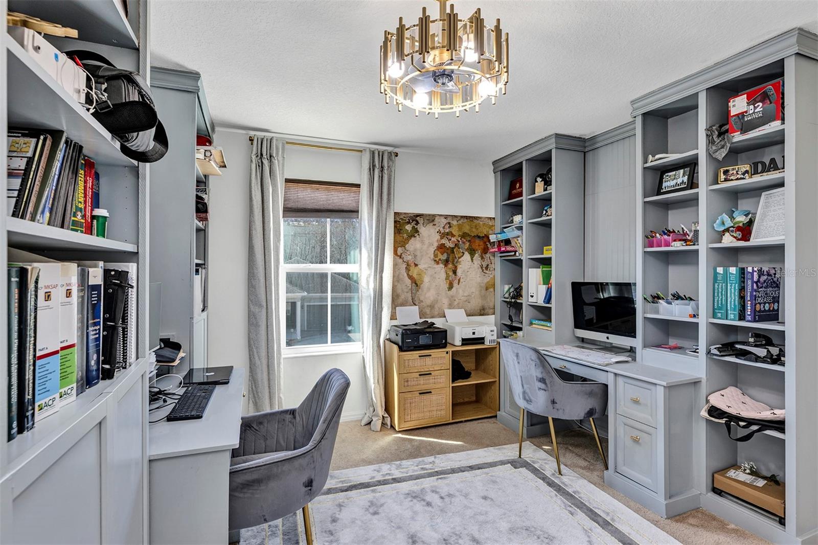 Listing photo id 28 for 3471 Dovetail Avenue