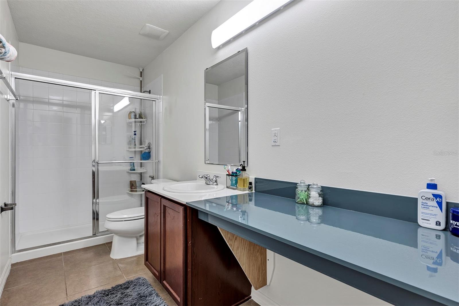 Listing photo id 29 for 3471 Dovetail Avenue