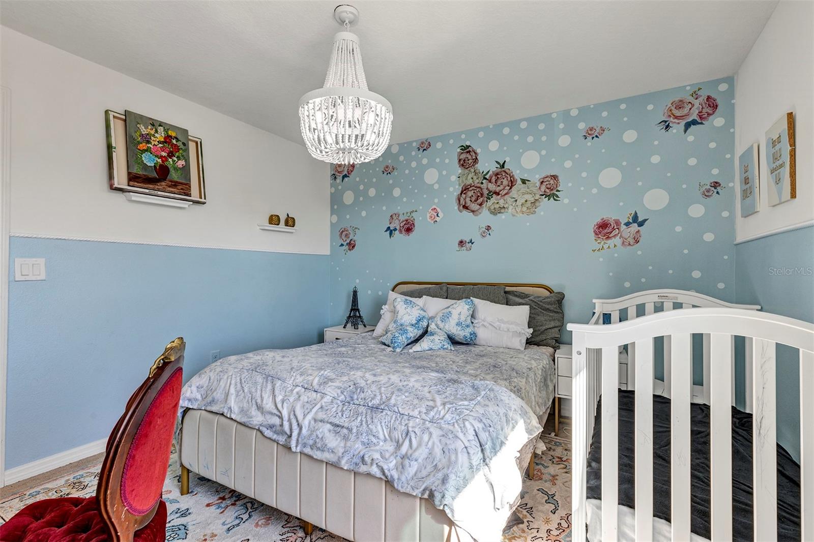 Listing photo id 34 for 3471 Dovetail Avenue