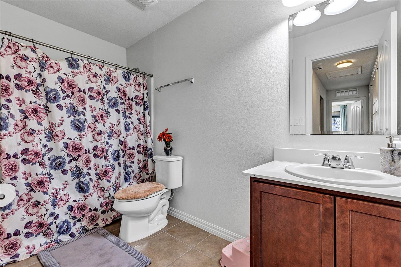 Listing photo id 35 for 3471 Dovetail Avenue