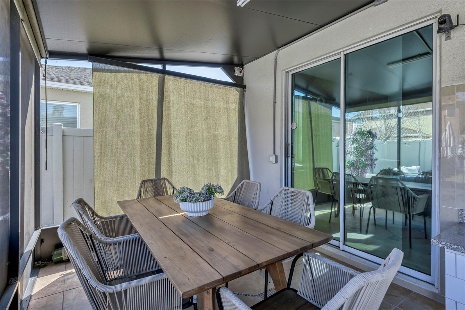 Listing photo id 37 for 3471 Dovetail Avenue