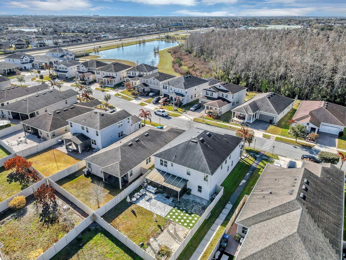 Listing photo id 56 for 3471 Dovetail Avenue