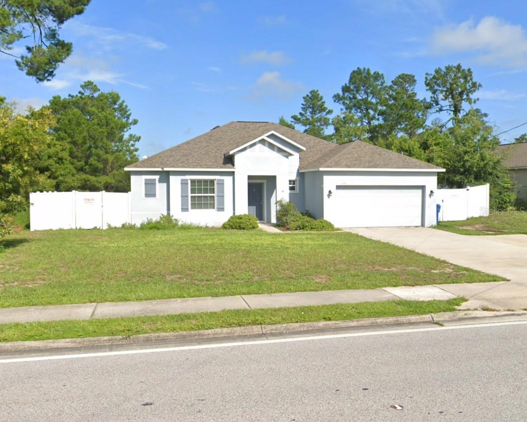 Listing photo id 3 for 6241 Mariner Boulevard