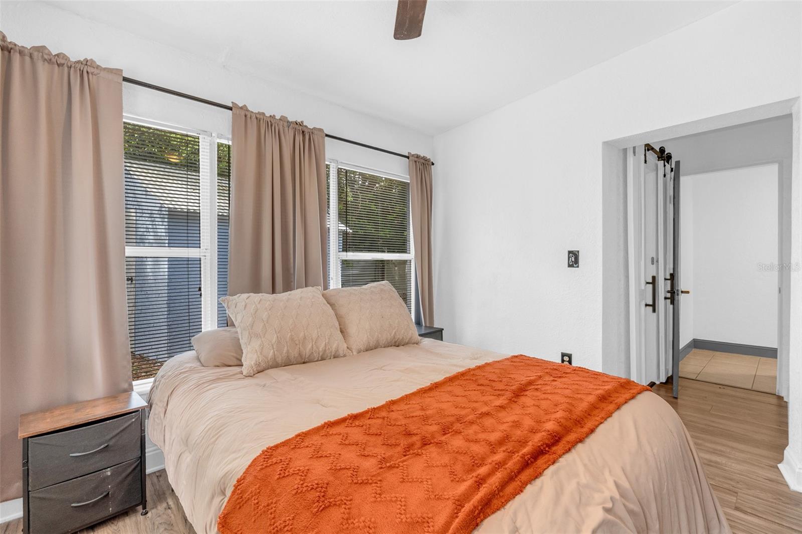 Image 10 of 27 For 271 Lincoln Road