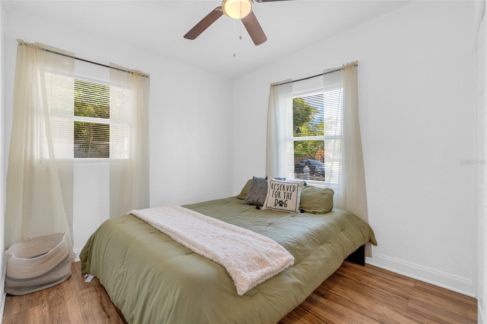 Image 13 of 27 For 271 Lincoln Road