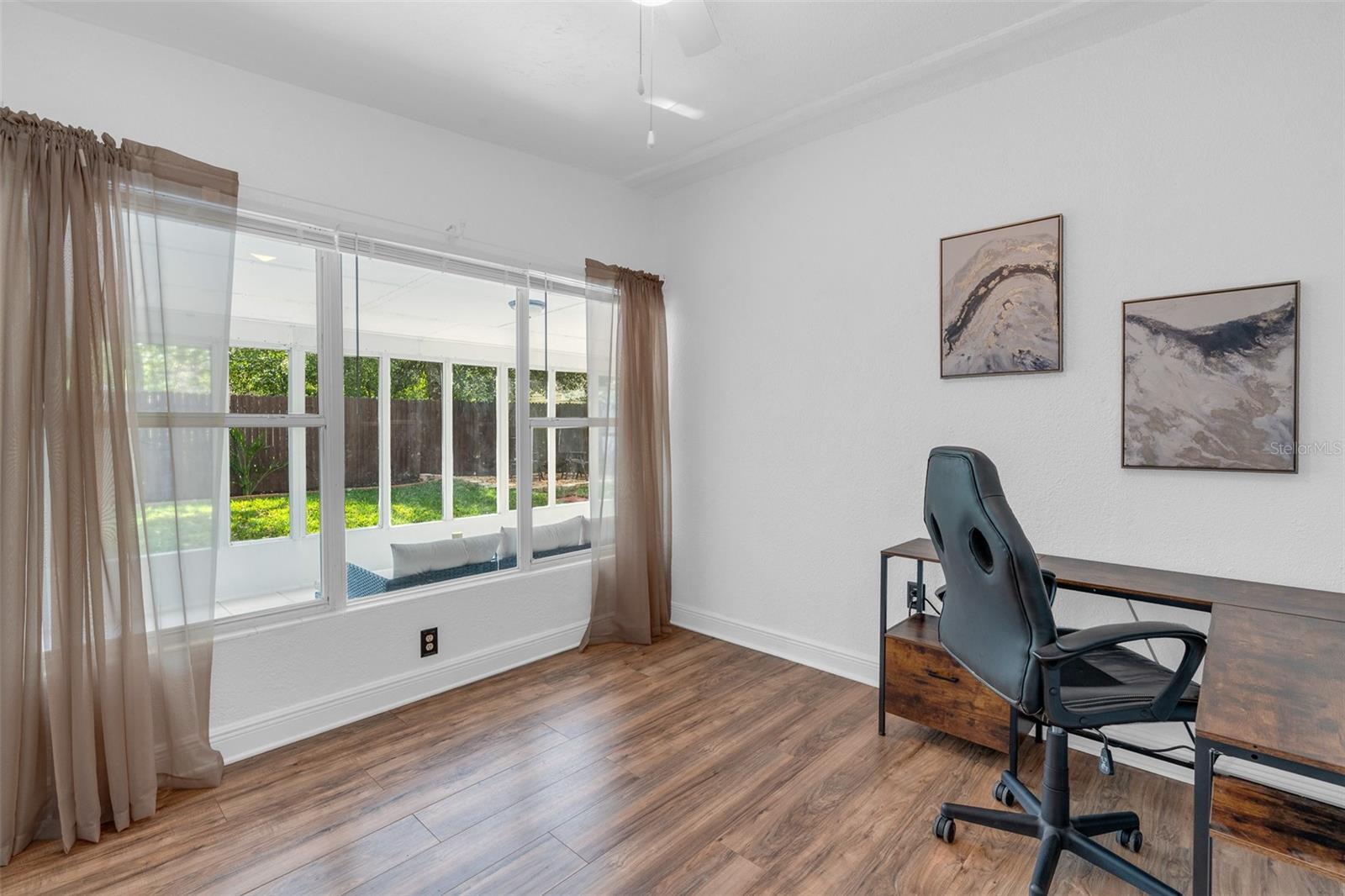 Image 15 of 27 For 271 Lincoln Road