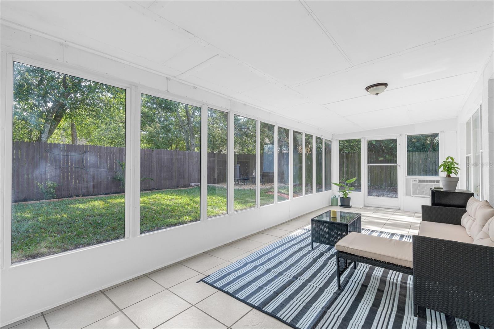 Image 17 of 27 For 271 Lincoln Road