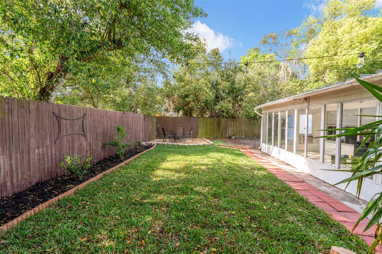 Image 21 of 27 For 271 Lincoln Road