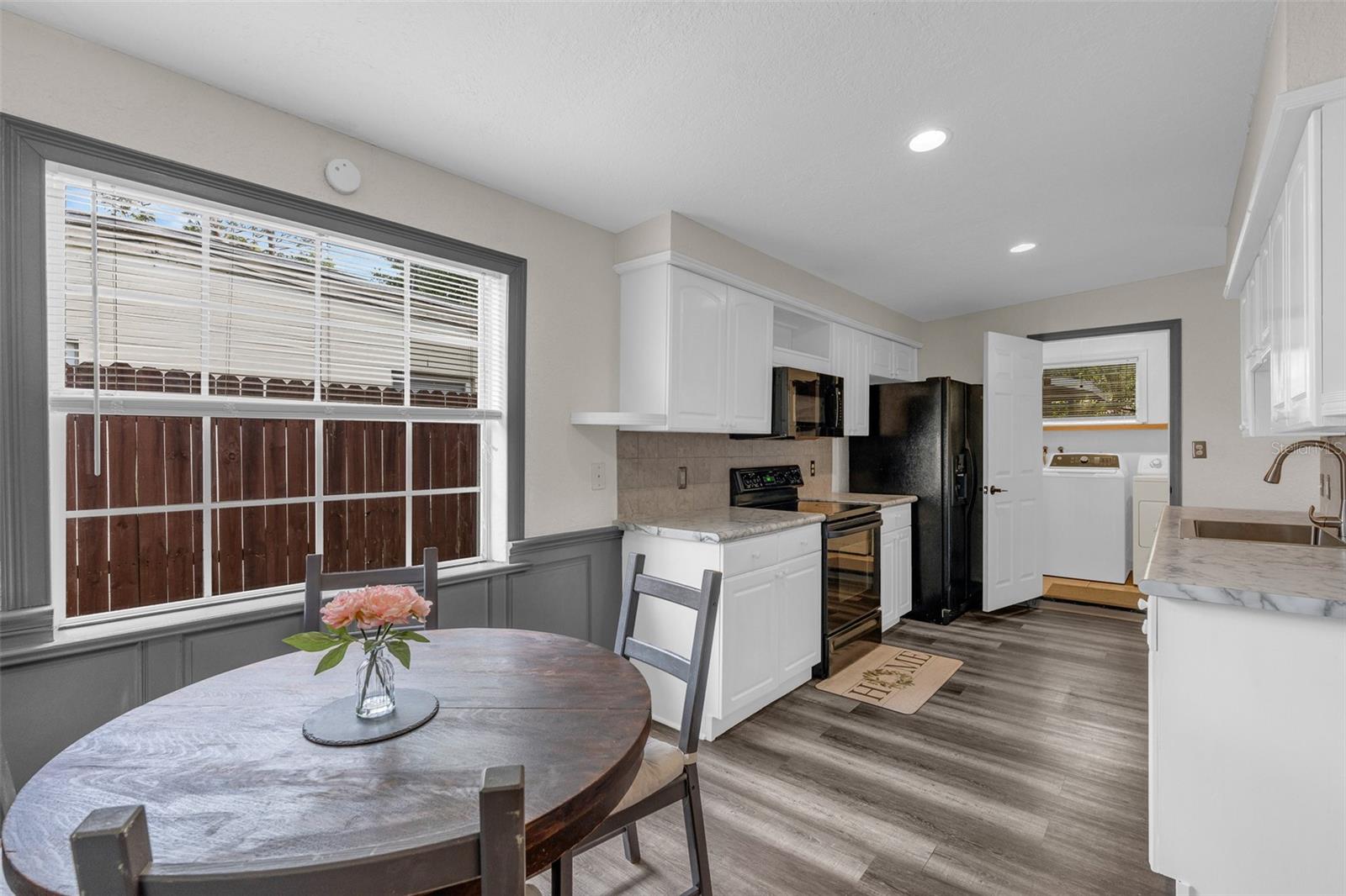 Image 8 of 27 For 271 Lincoln Road