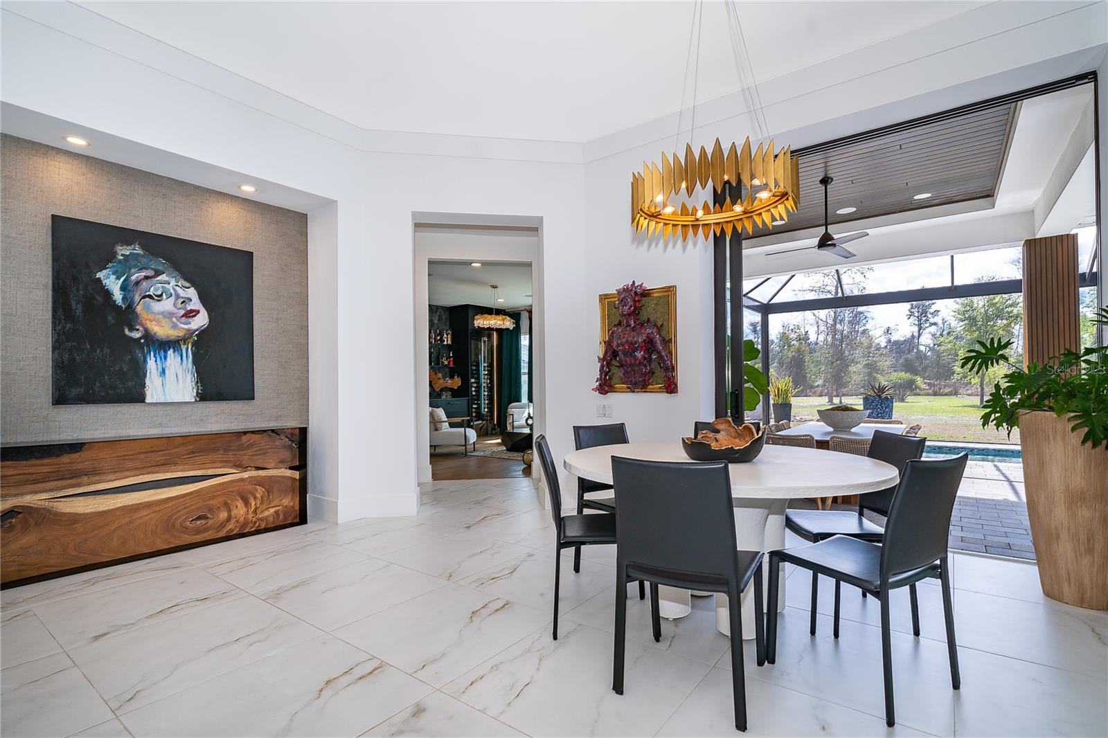 Image 18 of 42 For 15210 Pendio Drive