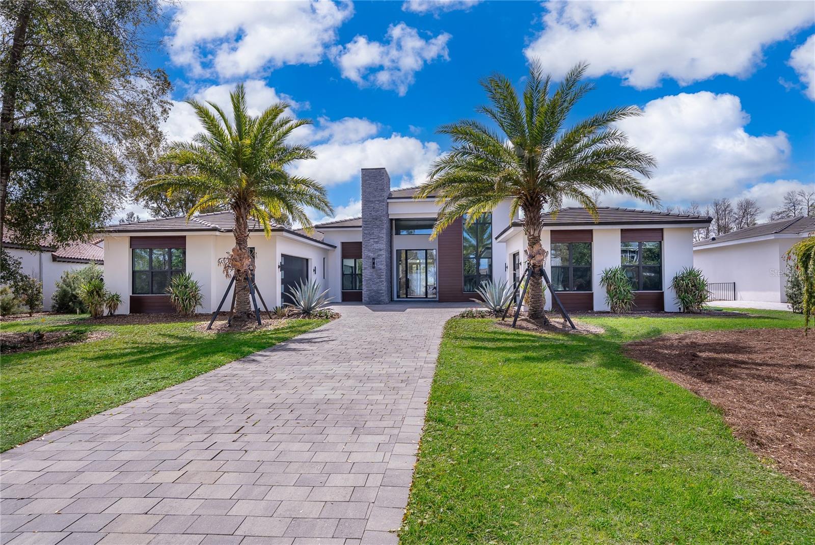 Image 2 of 42 For 15210 Pendio Drive