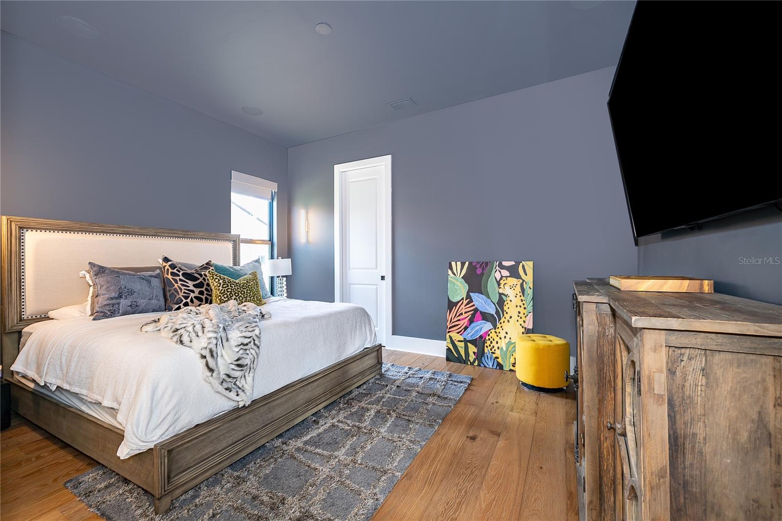 Image 30 of 42 For 15210 Pendio Drive