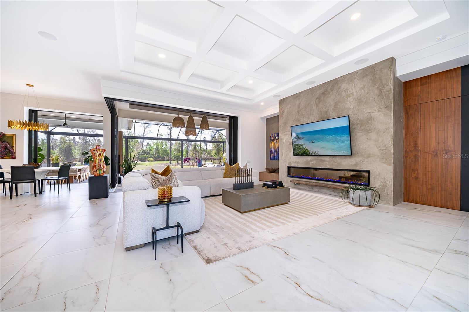 Image 6 of 42 For 15210 Pendio Drive