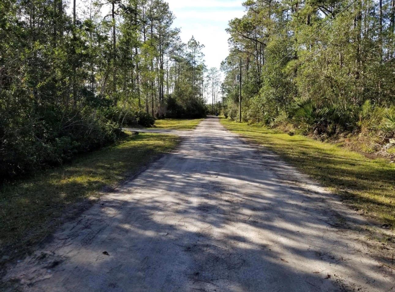 Image 5 of 6 For 3775 Breezy Court