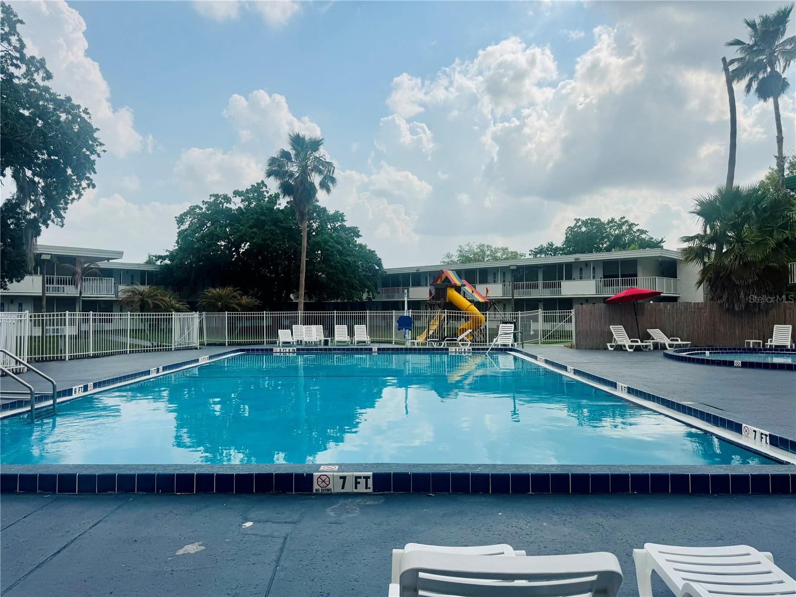 Image 11 of 19 For 2930 Polynesian Isle Boulevard 107