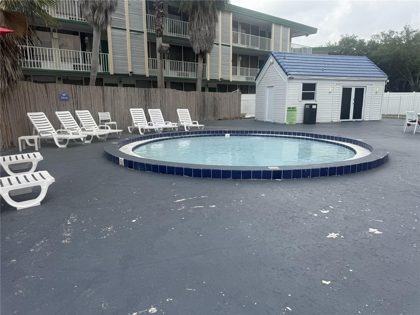 Image 12 of 19 For 2930 Polynesian Isle Boulevard 107