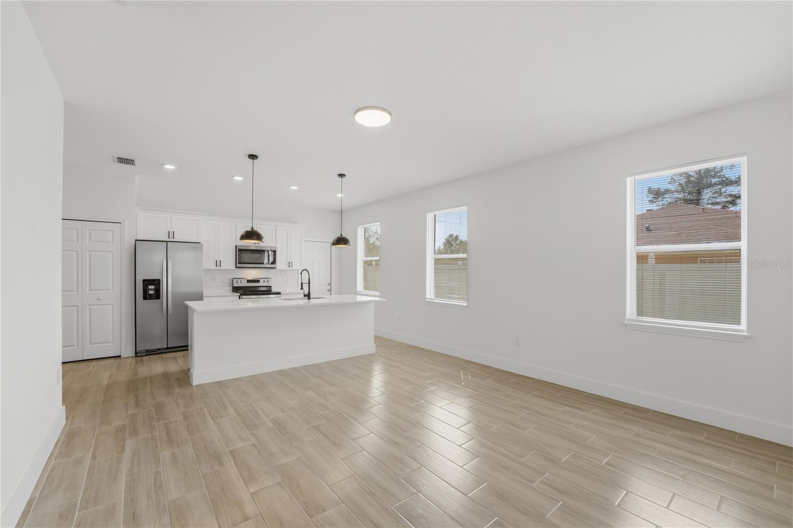 Image 11 of 32 For 535 Marion Oaks Lane