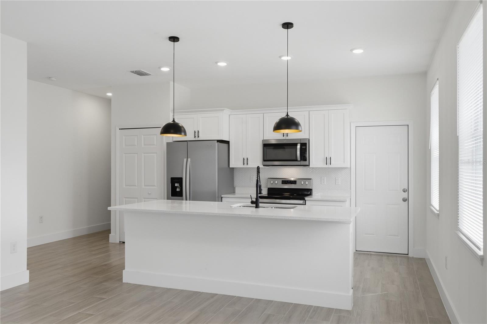 Image 14 of 32 For 535 Marion Oaks Lane