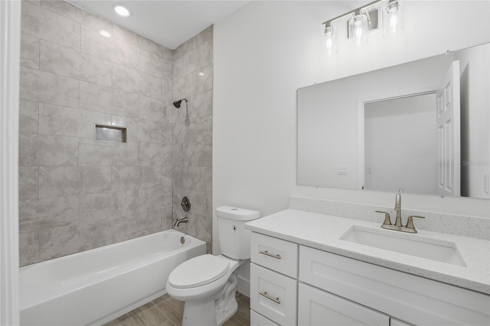 Image 20 of 32 For 535 Marion Oaks Lane