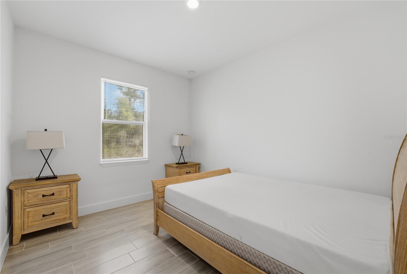 Image 29 of 32 For 535 Marion Oaks Lane