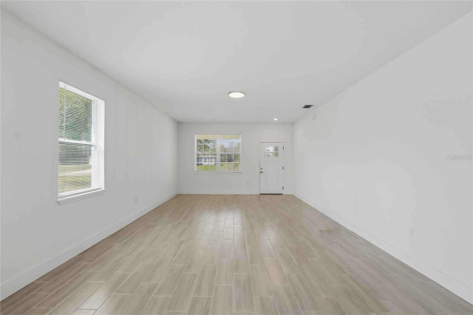 Image 31 of 32 For 535 Marion Oaks Lane