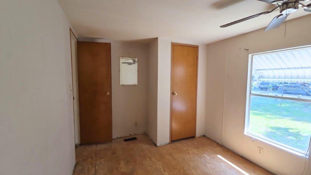 Image 17 of 29 For 12960 109th Terrace