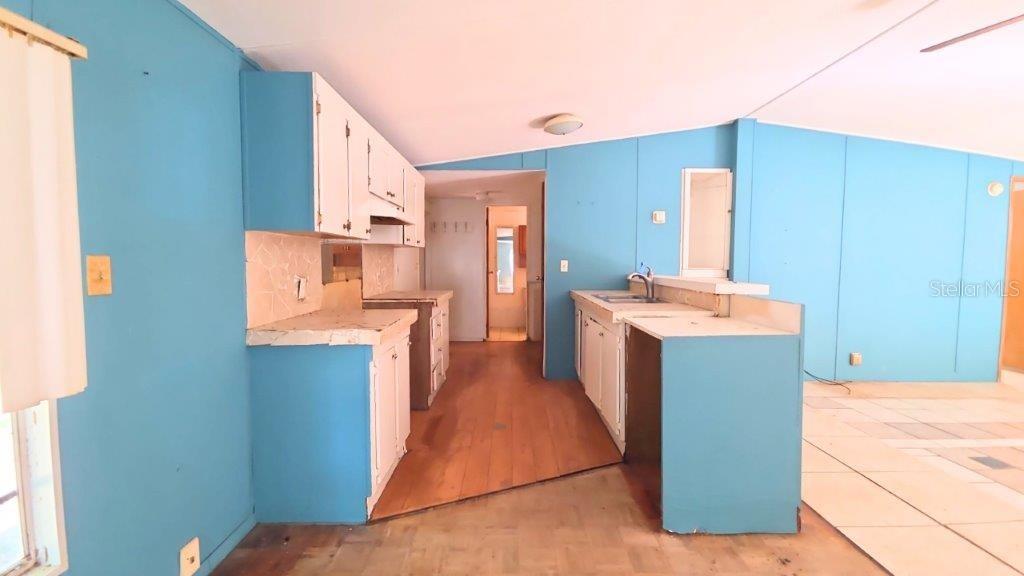 Image 6 of 29 For 12960 109th Terrace