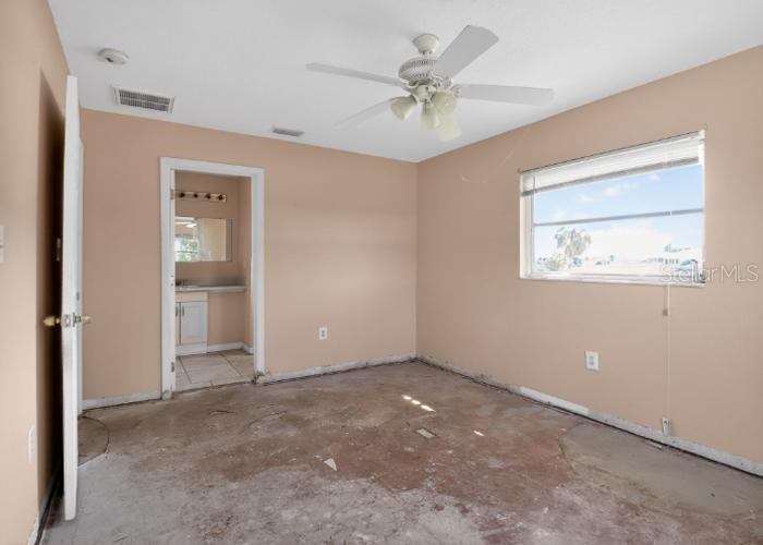 Image 15 of 20 For 462 Ridgewood Street Nw