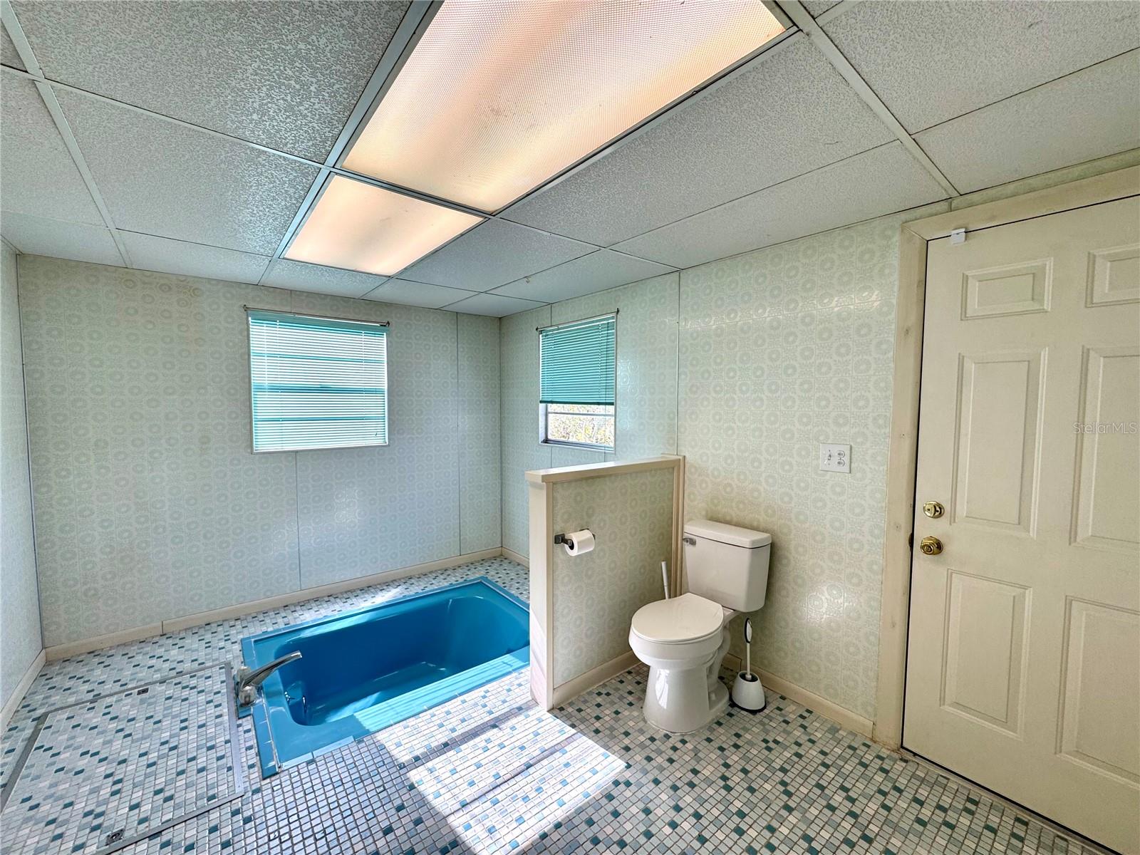 Image 21 of 27 For 1074 Gerona Avenue